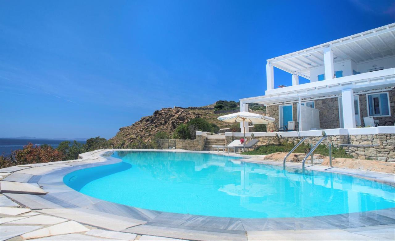 Adikri Villas & Suites Tourlos Buitenkant foto