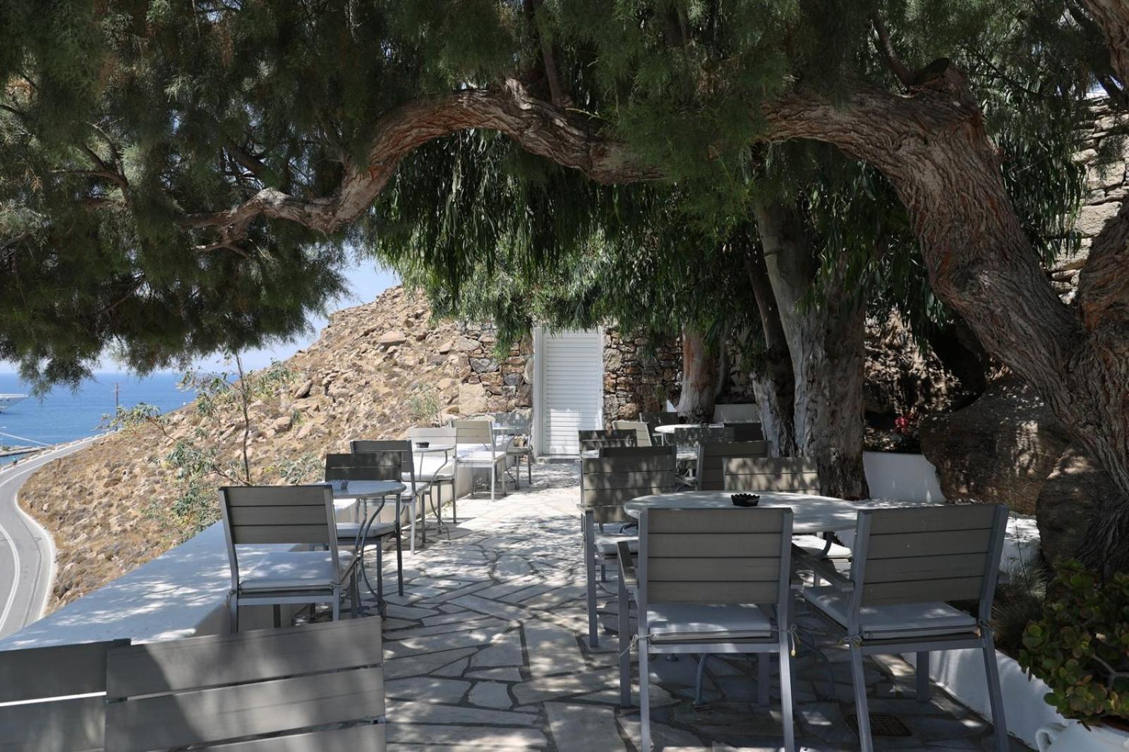 Adikri Villas & Suites Tourlos Buitenkant foto