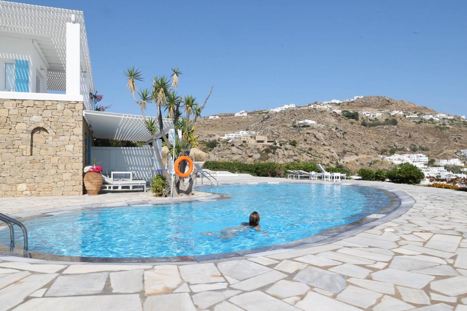 Adikri Villas & Suites Tourlos Buitenkant foto