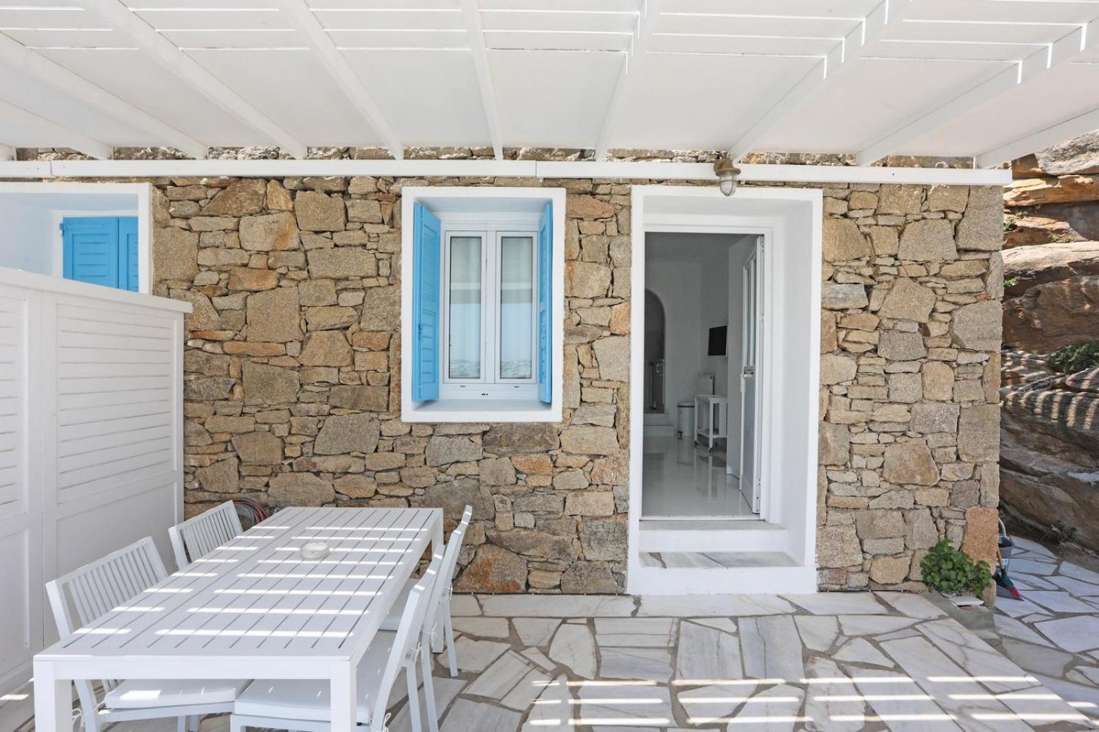 Adikri Villas & Suites Tourlos Buitenkant foto