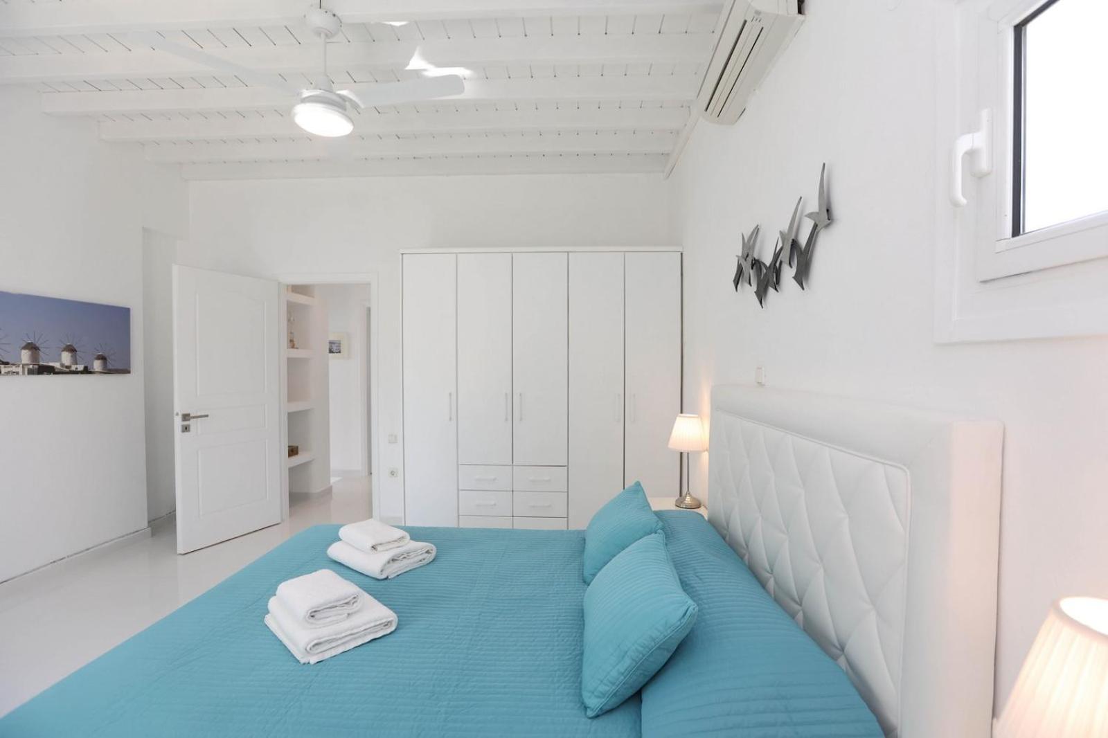 Adikri Villas & Suites Tourlos Buitenkant foto