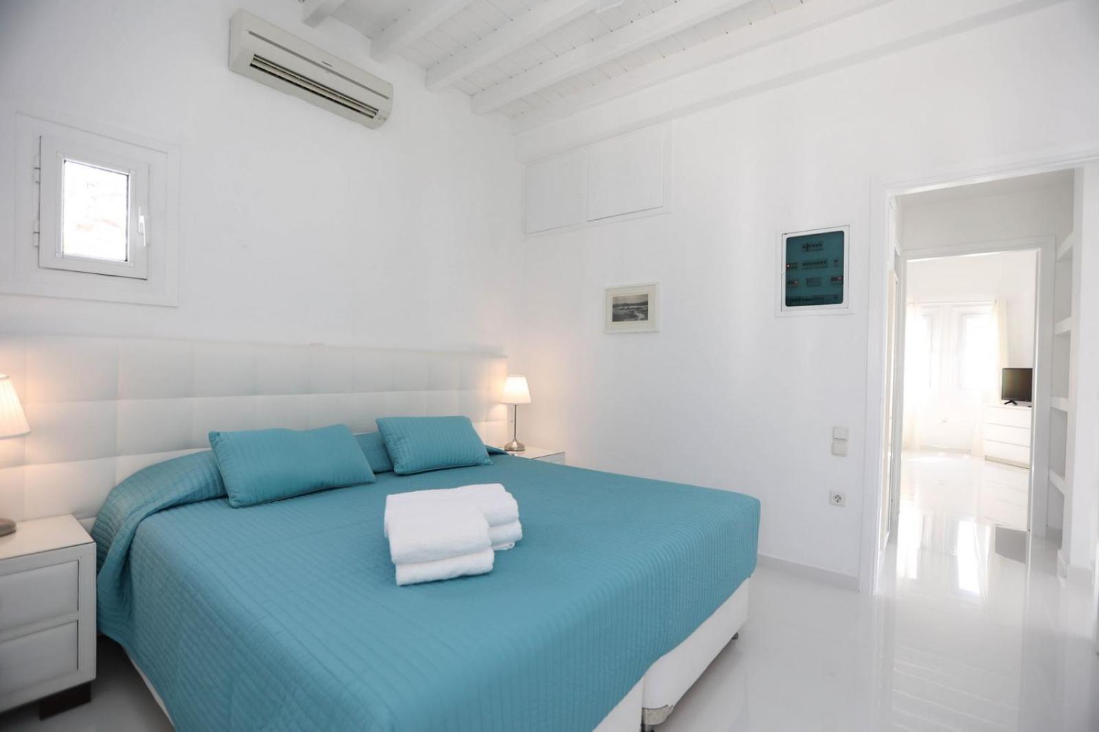 Adikri Villas & Suites Tourlos Buitenkant foto