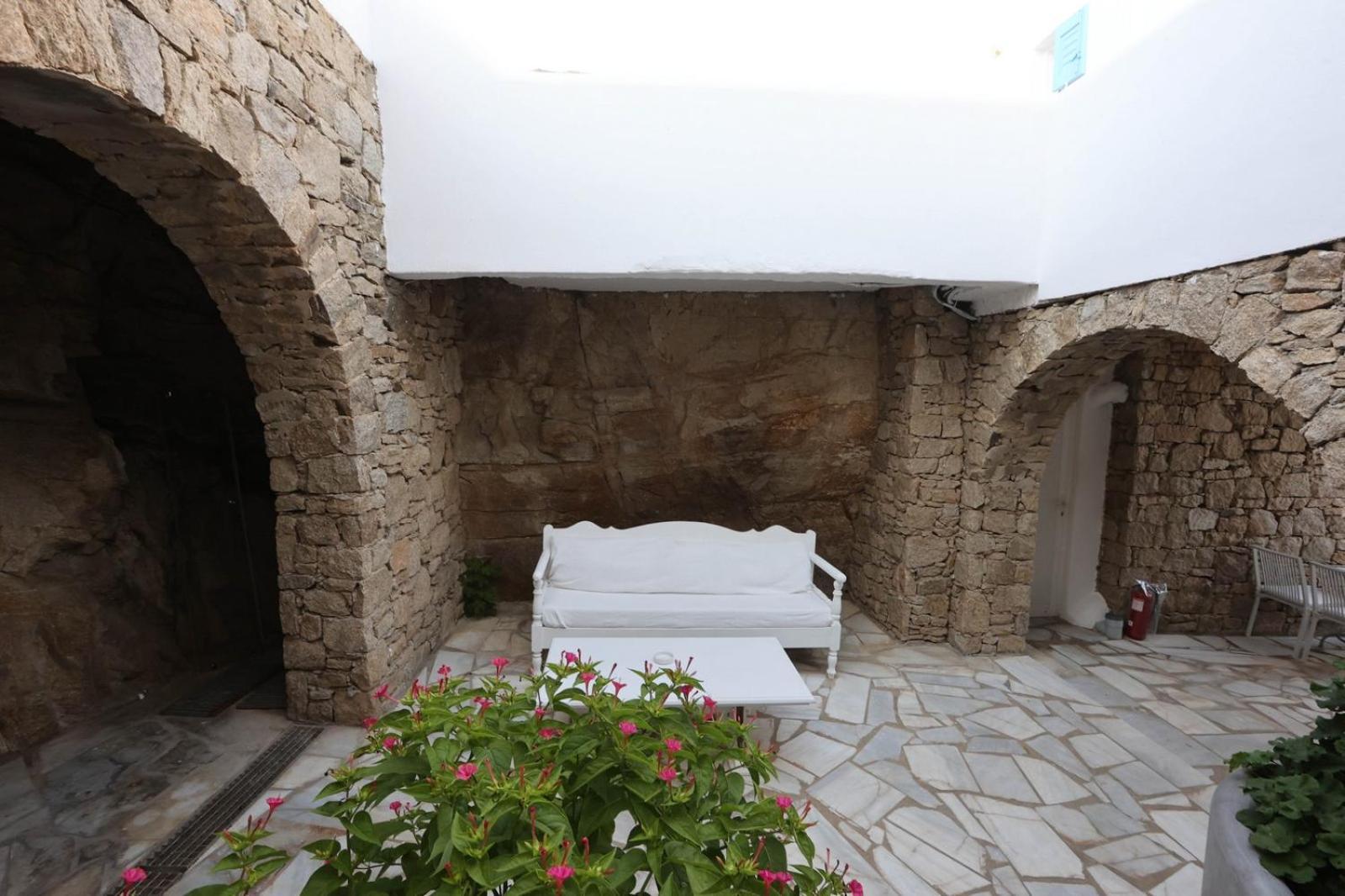 Adikri Villas & Suites Tourlos Buitenkant foto
