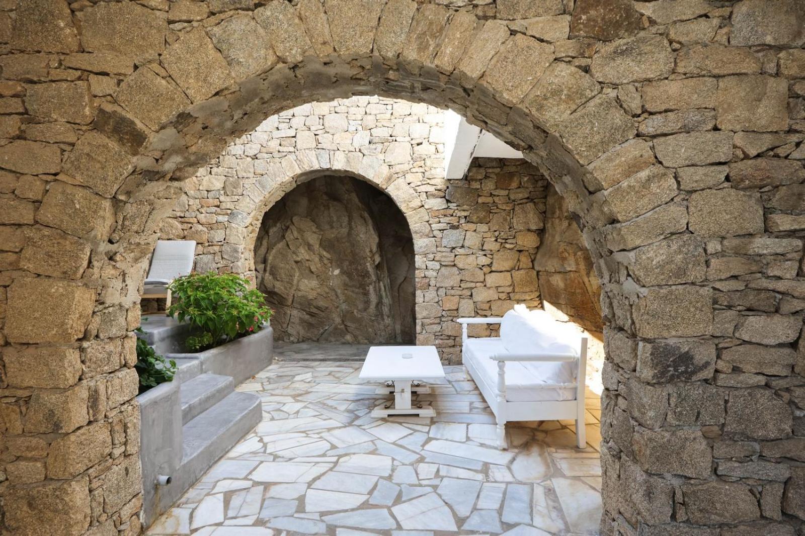 Adikri Villas & Suites Tourlos Buitenkant foto