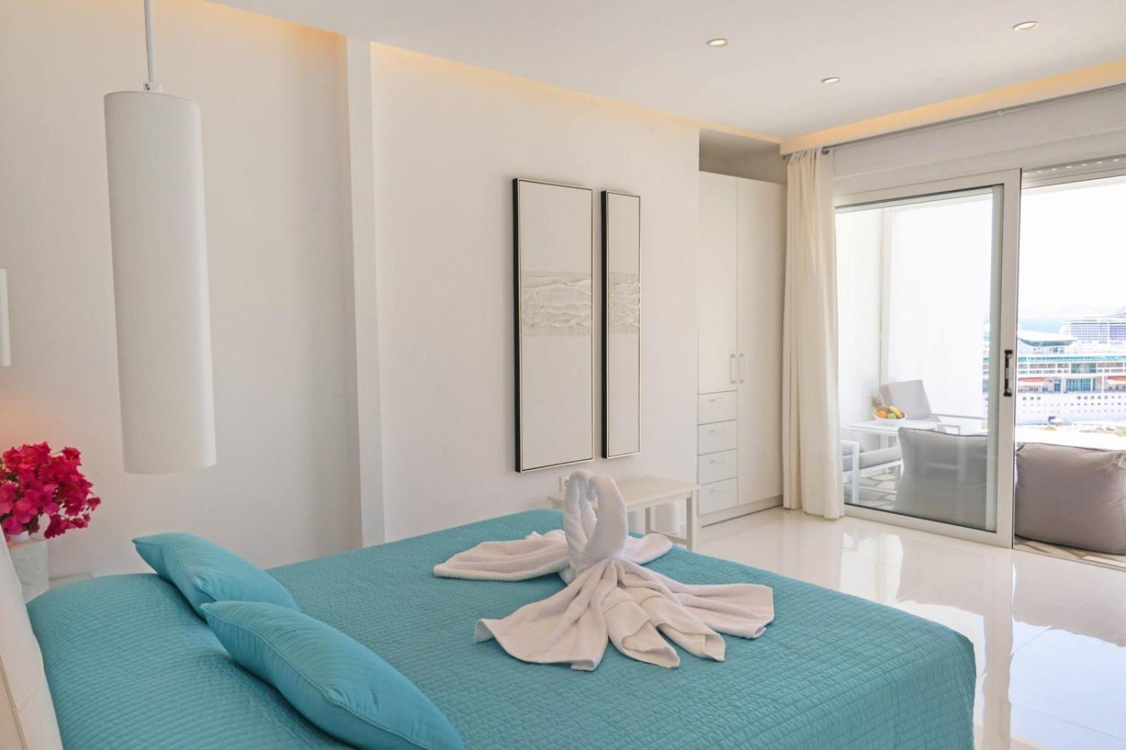 Adikri Villas & Suites Tourlos Buitenkant foto